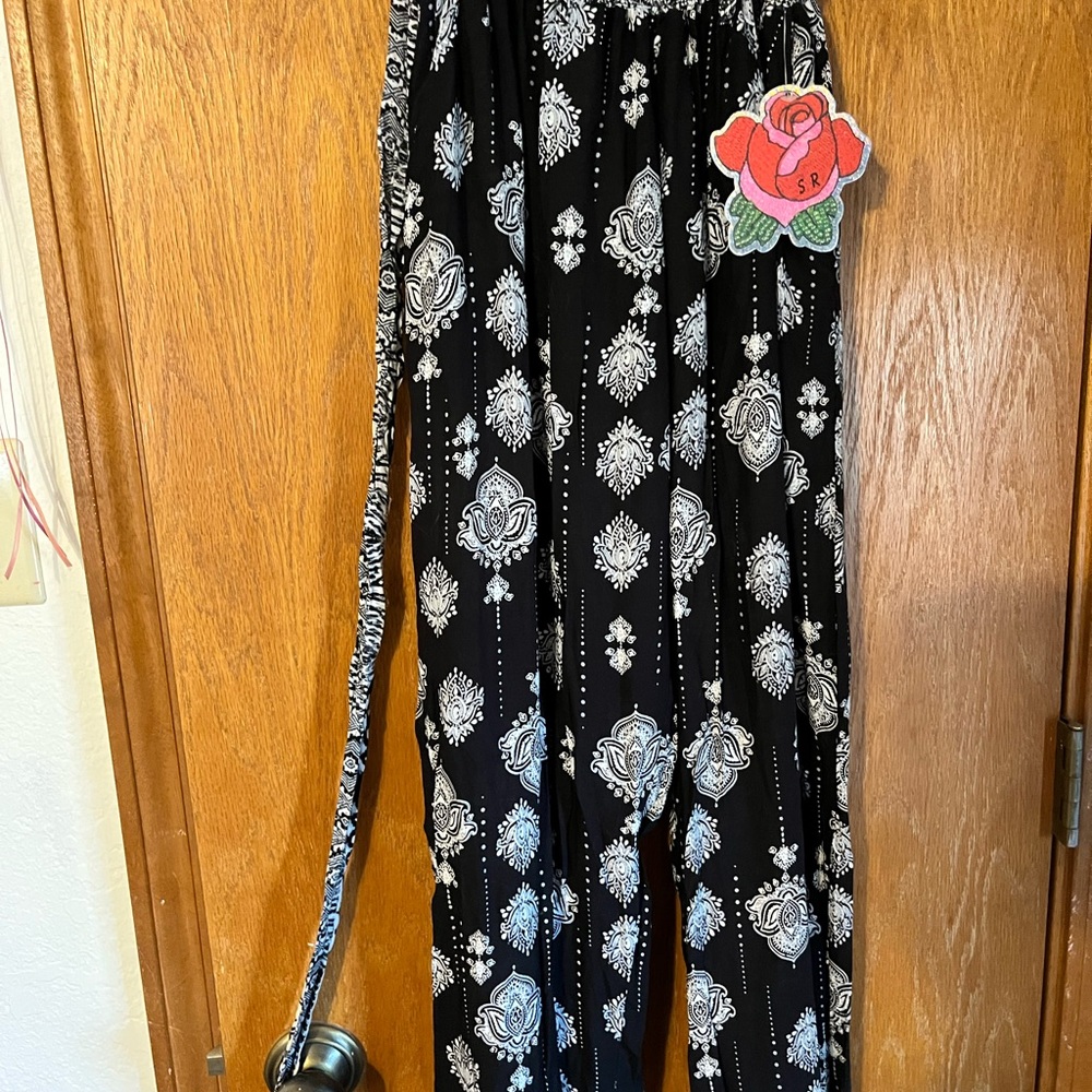 SR Black and White Floral Pants